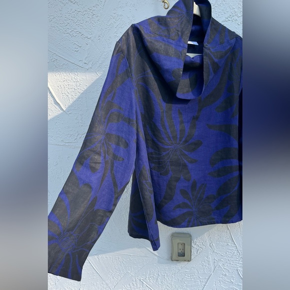 Bryn Walker Etta Top, 100% Linen, A-Line Bodice, Long Sleeve, Funnel Collar - Picture 4 of 8